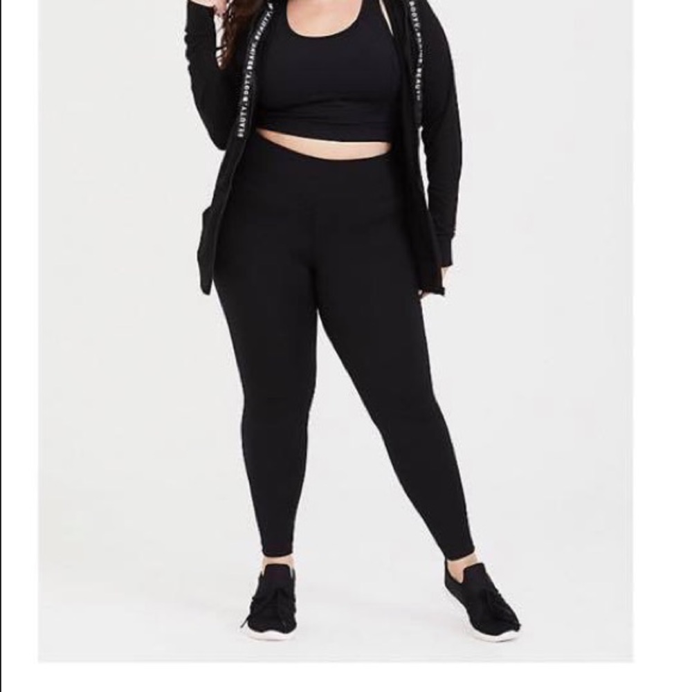 Torrid Black Fleeced lined Active Legging Size 2